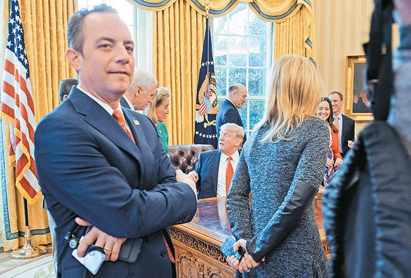 Ποιοι καθαρίζουν τους Έλληνες από τον Λευκό οίκο…